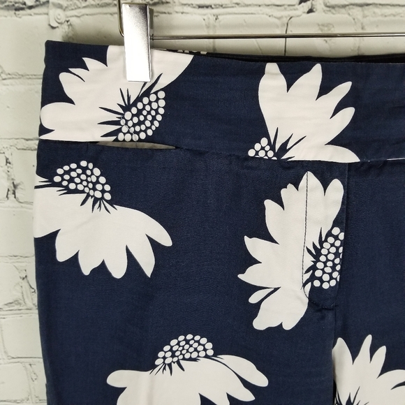 TOMMY HILFIGER | floral stretch capris pants - Picture 6 of 7